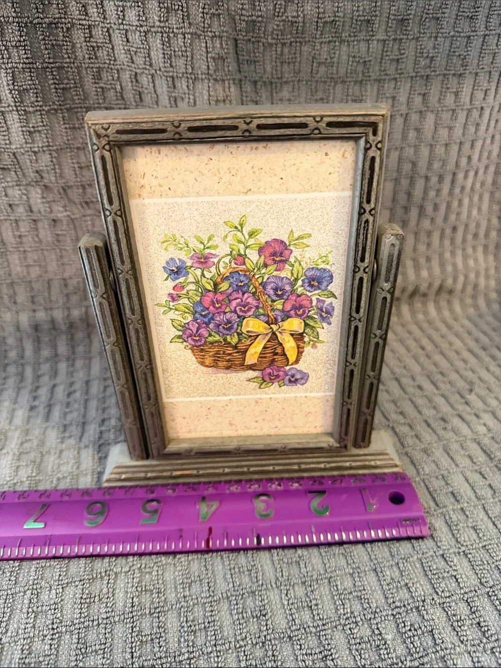 Vintage swivel wood frame Gray, add any print or picture